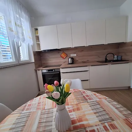Marina Apartman Malinska